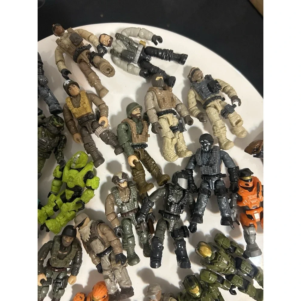 Mega Blocks Construx Halo Big Lot 26 Figures USED/PRE-OWNED Rare VTG Mini Figure
